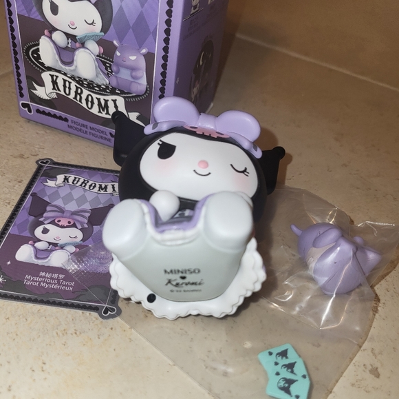 MINISO Lucky Divination Kuromi *Mysterious Tarot* Figure - Picture 3 of 4